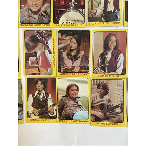1970-71 Topps Partridge Family Trading Cards - Lot of 55 -Yellow - Puzzle Pieces - Picture 4 of 16